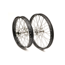 Колесо в зборі HAAN WHEELS REX 18 KTM, HUSQVARNA SX, SX-F, EXC, TC,TE, чорний обод Колесо в зборі HAAN WHEELS REX 18 KTM, HUSQVARNA SX, SX-F, EXC, TC,TE, чорний обод